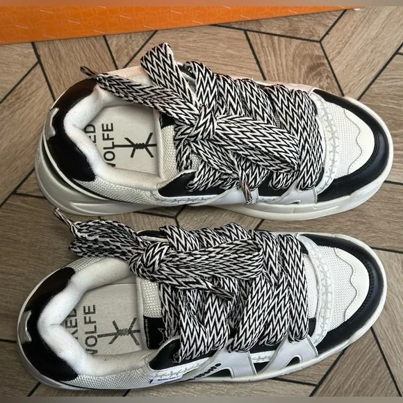 Original Naked Wolfe Black and White Unisex Sneakers - Picture 6 of 17